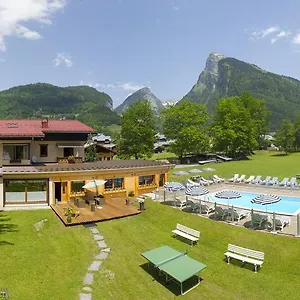 La Cour Samoëns